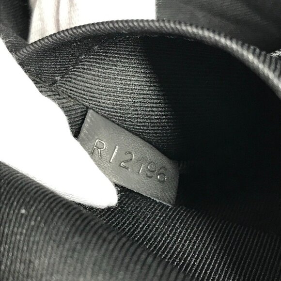 LOUIS VUITTON Black Monogram Leather Tote Bag - Picture 14 of 16